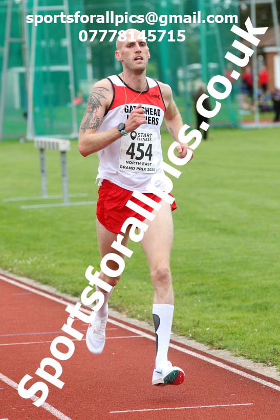 3000 metres, NECAA Open Meeting, Morpeth, Sunday, September 27th. David T. Hewitson/Sports for All Pics